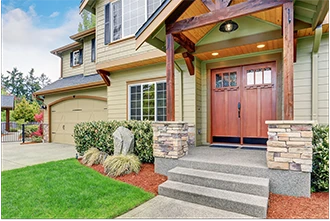 36803 Double, 9541 dentil shelf, shown in Douglas Fir with O32 Clear glass  and UltraBlock® technology